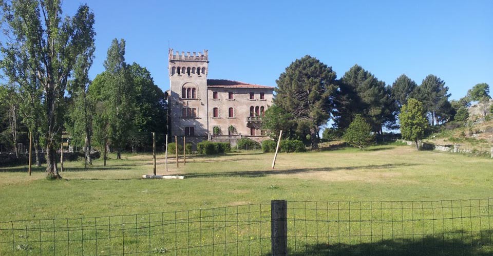 Chateau de Quenza de style néo-toscan